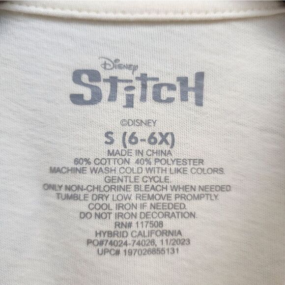 Nwt Valentine's Day Disney Lilo and Stitch Girls Premium T shirt - Picture 4 of 4